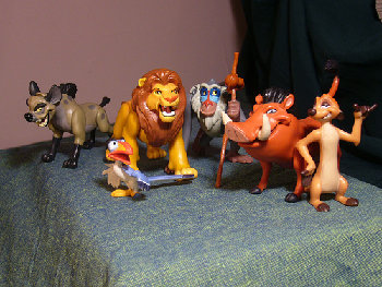 wrong sized lion king action figures.jpg